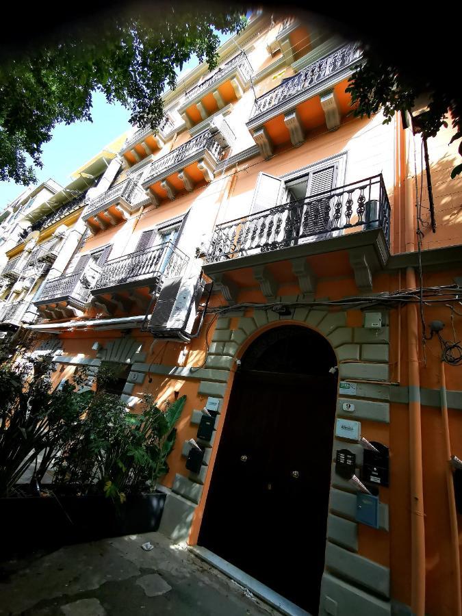 Palermo Centro Zoe Blu E Gialla Exterior foto